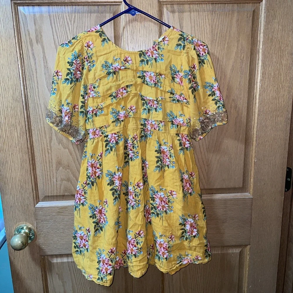 Pink Chicken Girl's Size 12Y Puff Sleeve Beaded Sleeves Floral Pleated